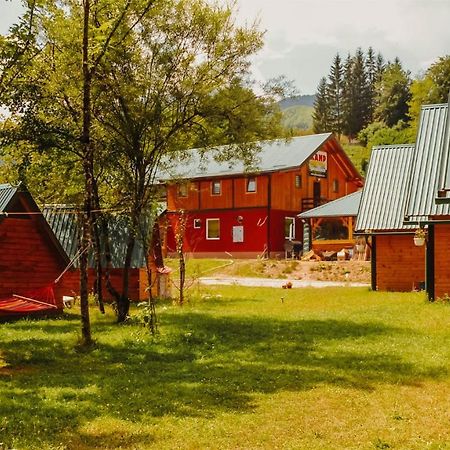 Camp Sutjeska Hotel Тиентище Екстериор снимка