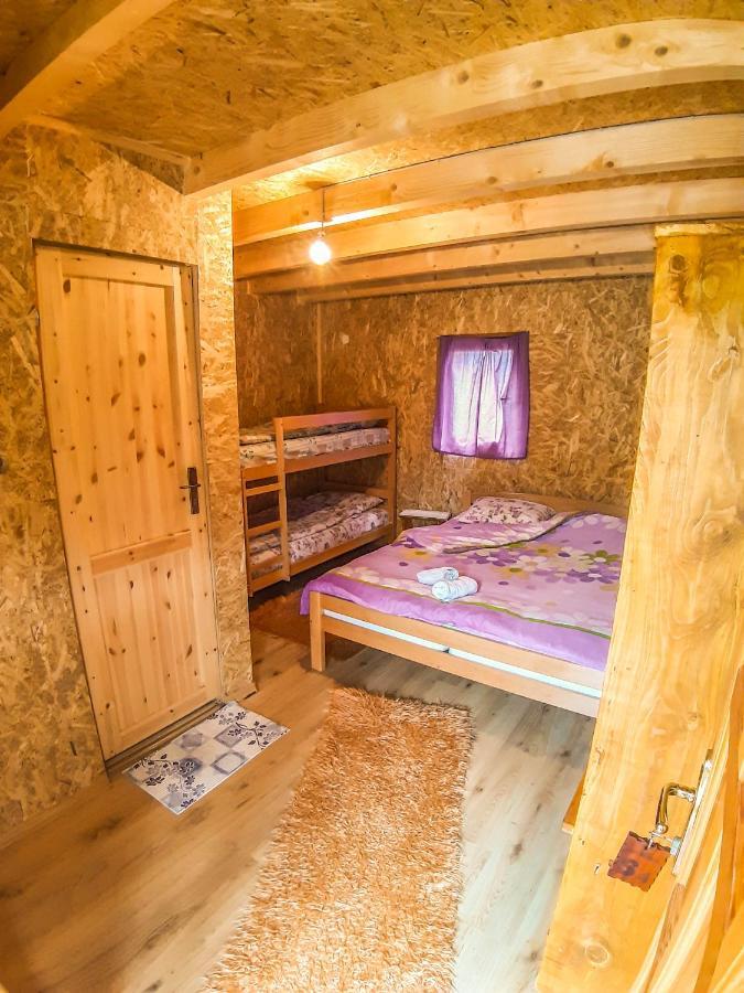 Camp Sutjeska Hotel Тиентище Екстериор снимка