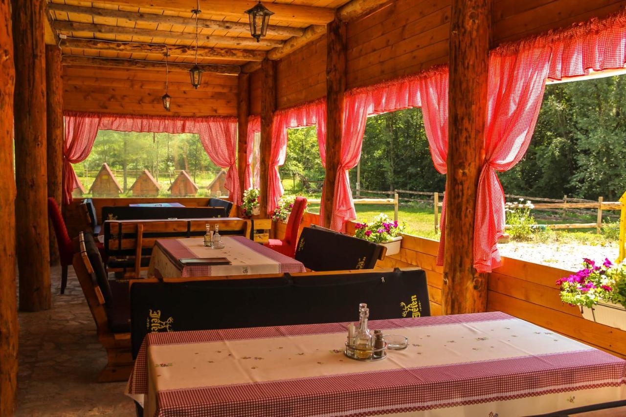 Camp Sutjeska Hotel Тиентище Екстериор снимка