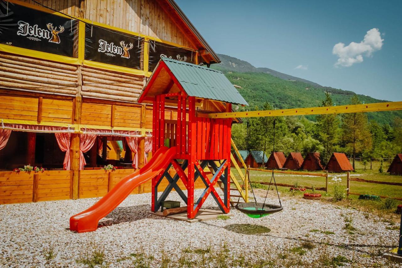 Camp Sutjeska Hotel Тиентище Екстериор снимка
