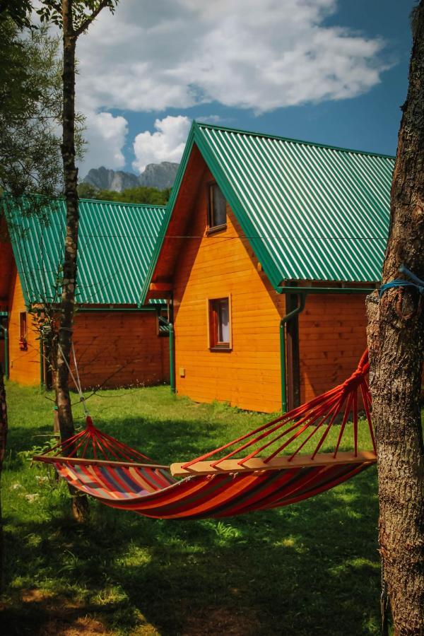 Camp Sutjeska Hotel Тиентище Екстериор снимка