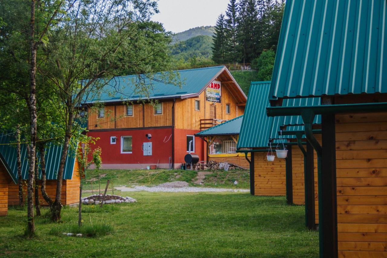 Camp Sutjeska Hotel Тиентище Екстериор снимка