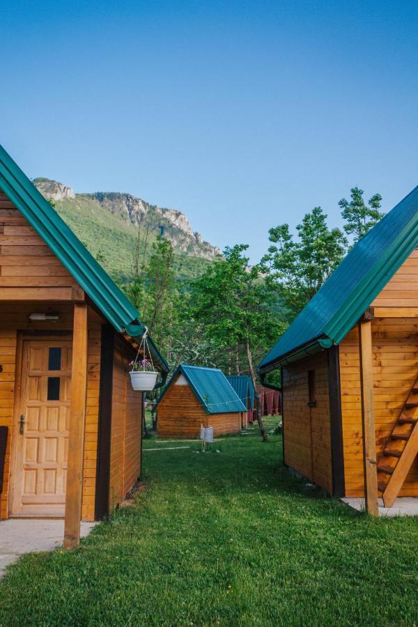 Camp Sutjeska Hotel Тиентище Екстериор снимка