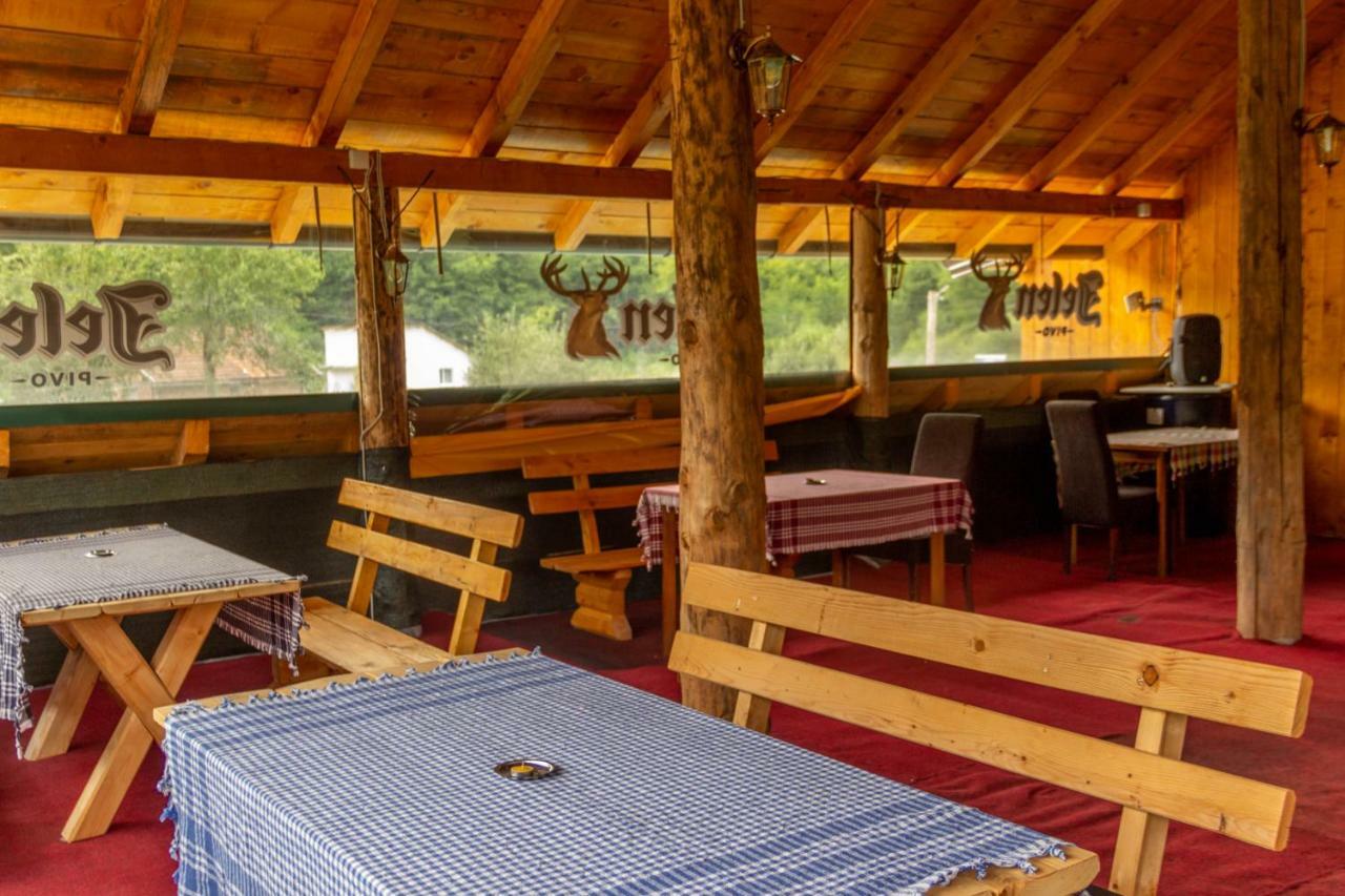 Camp Sutjeska Hotel Тиентище Екстериор снимка
