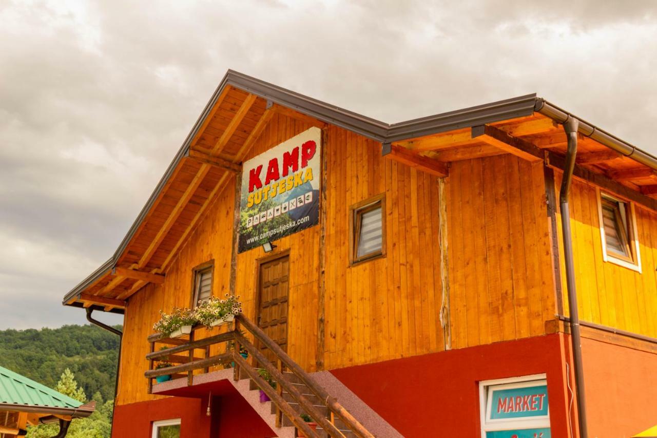 Camp Sutjeska Hotel Тиентище Екстериор снимка