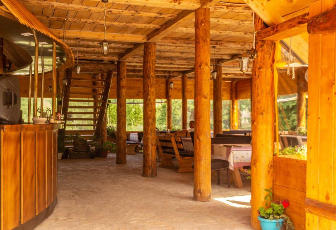 Camp Sutjeska Hotel Тиентище Екстериор снимка
